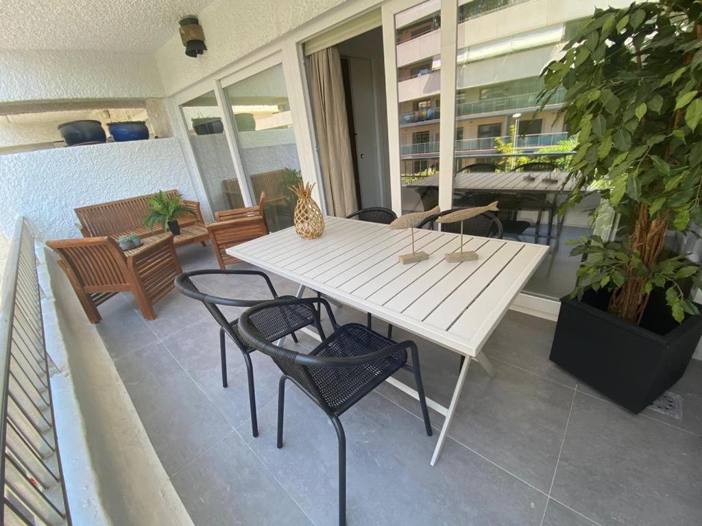 Roy Boston Marbella By Florentia Homes Экстерьер фото